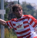 Alexander Neumann schießt das erste Tor der Saison 2010/2011